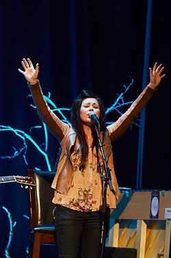 Kari Jobe Confirmed for Break Forth Canada 2013